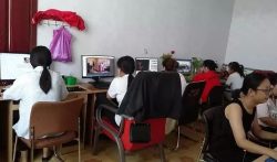 靠微信月入近2万？笔杆子下的赚钱方法