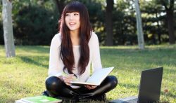 在校大学生赚钱快的软件一天50元，多努力点可日赚100元以上！