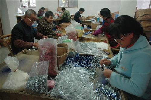 纯手工活150一天在家做,八成是骗子