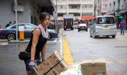 跟车装卸工400一天包吃住 ，小件搬运工日结400一天好做吗