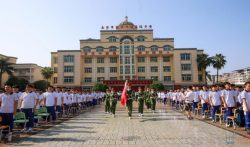 南宁市东方外语高级中学分数线