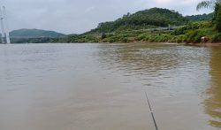 钓鱼，费时，费钱